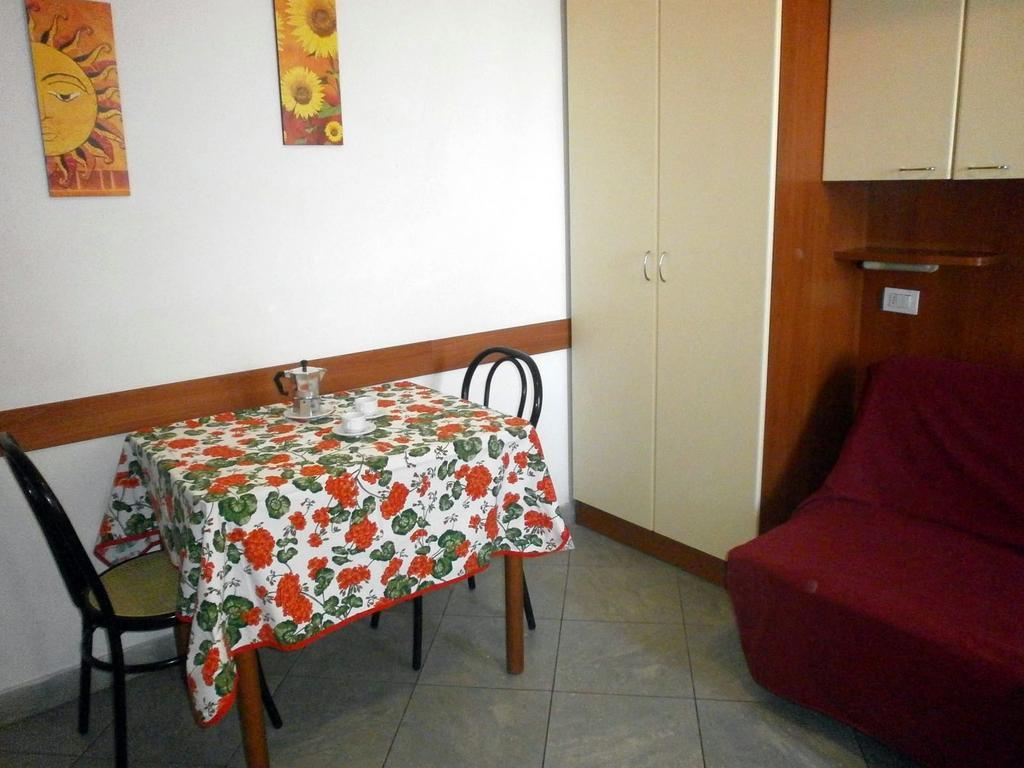 Residence Carioca Римини Номер фото