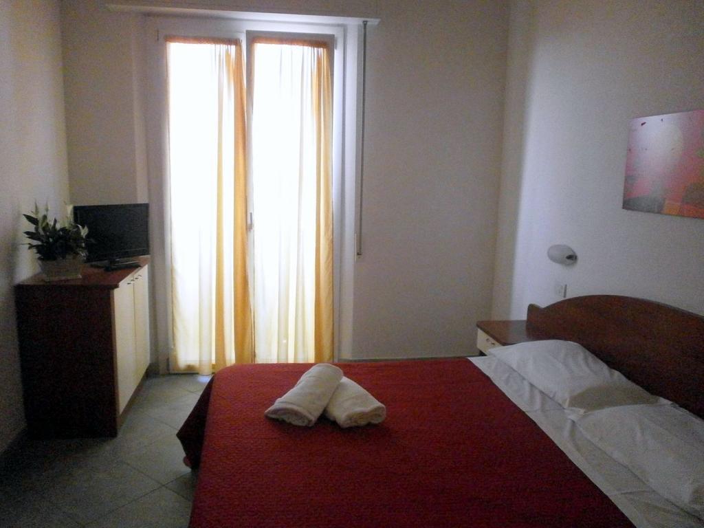 Residence Carioca Римини Номер фото