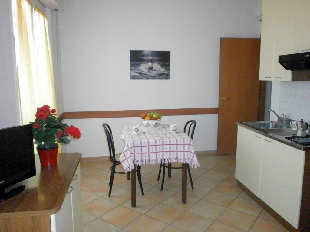 Residence Carioca Римини Номер фото