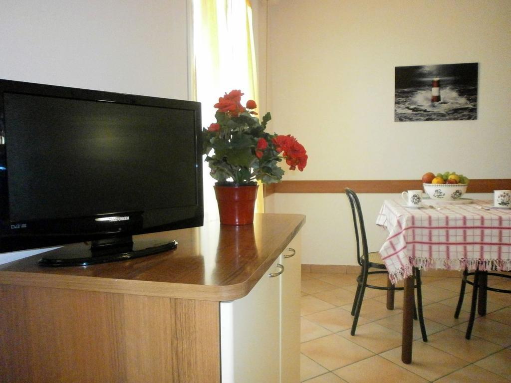 Residence Carioca Римини Экстерьер фото