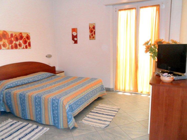 Residence Carioca Римини Экстерьер фото